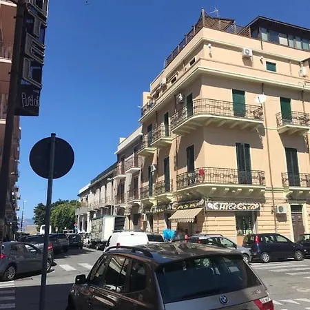 דירה Da Ale Al Centro Storico רג'יו די קאלאבריה