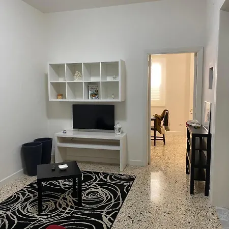 Da Ale Al Centro Storico רג'יו די קאלאבריה